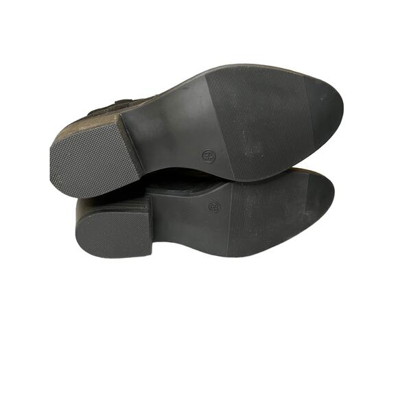 NWOB Dolcetta Black Faux Suede Jane Pull-On Ankle Booties Women's Size 6.5 - Picture 5 of 7